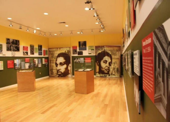 Time-Line Museum 1860-1965