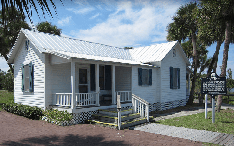 Grant Historical House Exterior