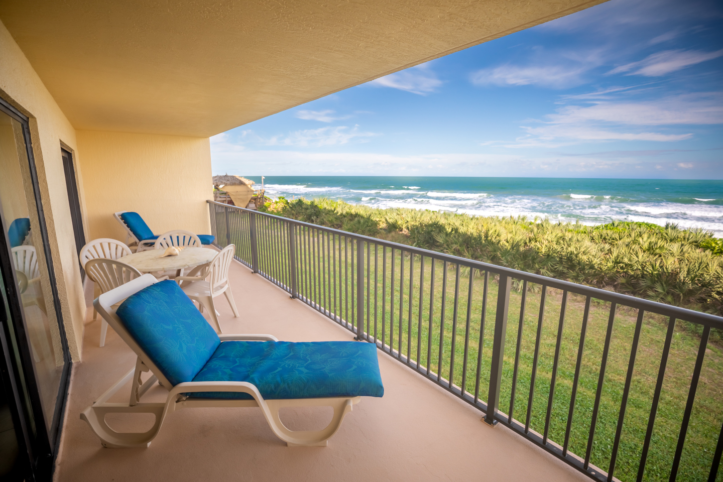 Las Olas Beach Club - Satellite Beach Balcony View