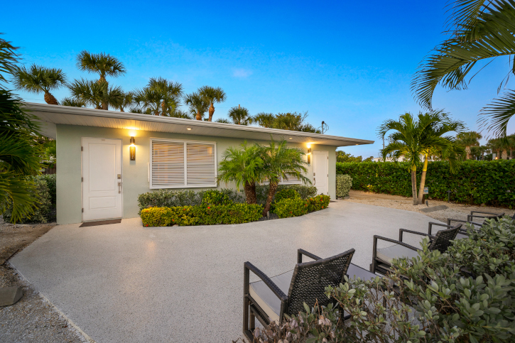 Atlantic View Apartments - Boutique Vacation Rentals 3