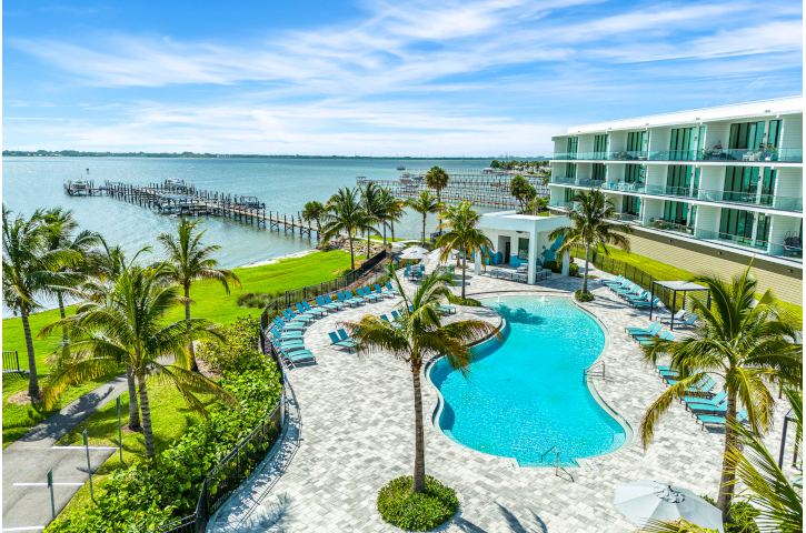 Villatel at Harbor Island Beach Club 6