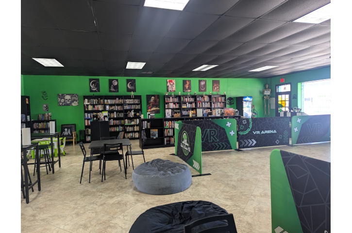 Skull & Books VR Interior 2