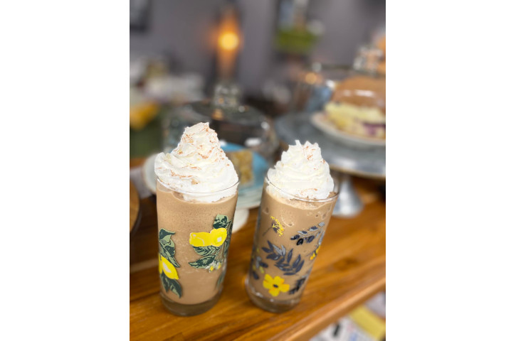 The 905 Cafe 2