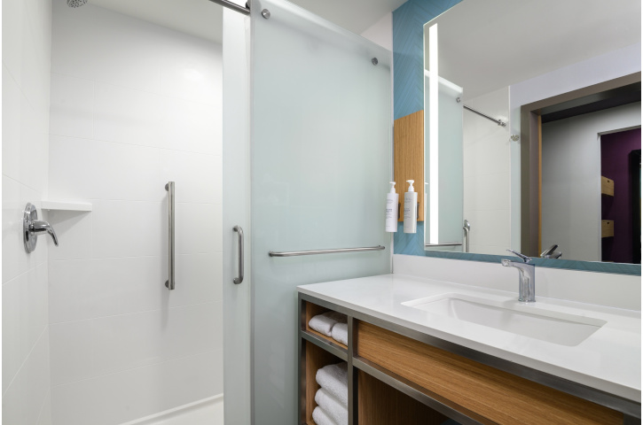 Hilton Garden Inn Cape Canaveral near Cocoa Beach 2